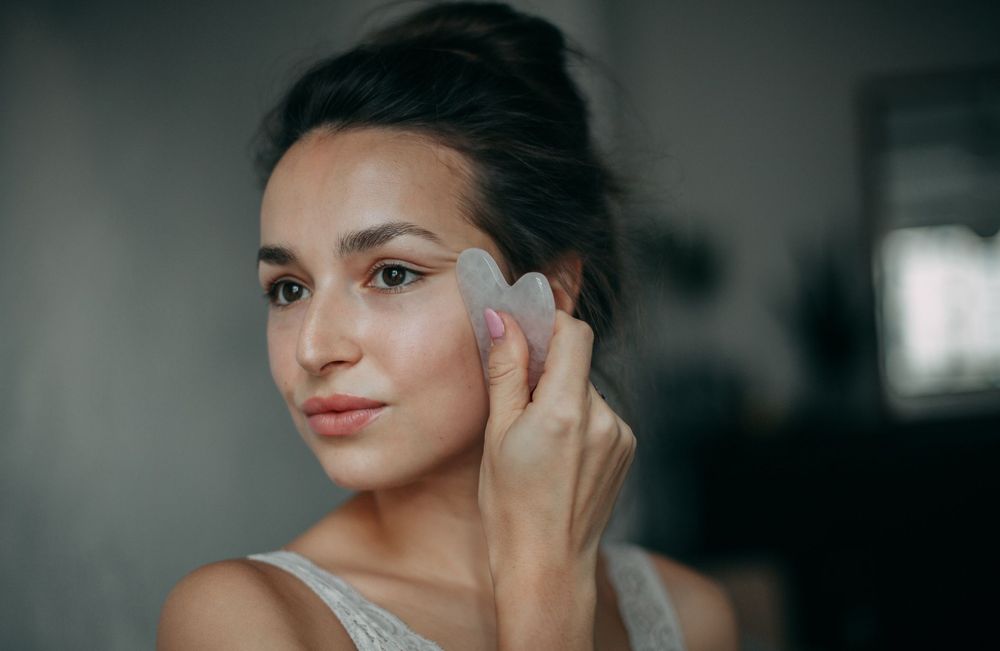 4 erreurs que l’on fait toutes avec son Gua Sha