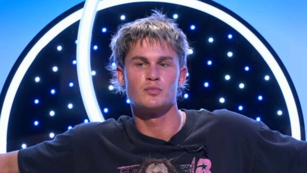 Adrien (Secret Story 2025) : sa mère n'est pas une inconnue, c'est une femme influente dans leur ville