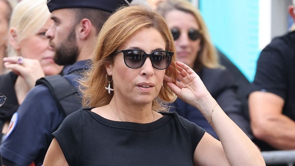 Léa Salamé “pas sympa”, “très désagréable” et “hypocrite, une star de la télé dévoile son vrai visage