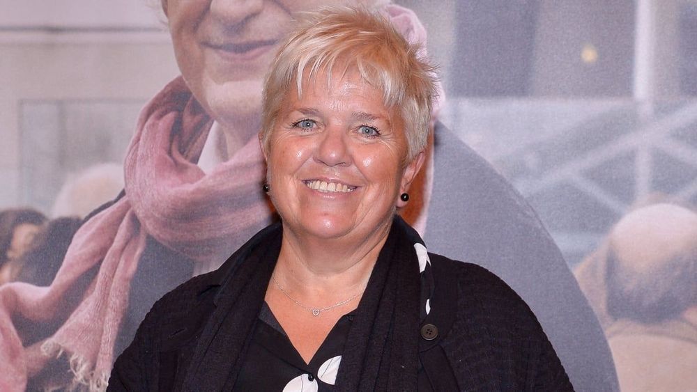 Mimie Mathy : "Si on me met la main aux fesses..." sa tactique radicale à 67 ans