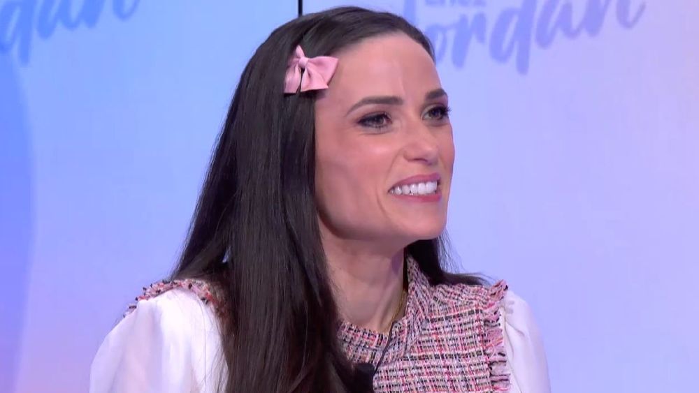 Capucine Anav fait des confidences chocs sur Alain Delon : « J’ai la preuve de…