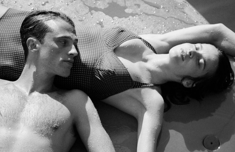 « L’Étranger » : pourquoi le nouveau film de François Ozon nous séduit déjà ?
