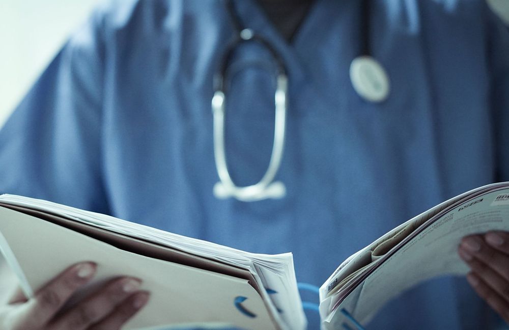 La réalisation des IVG désormais facilitée aux sages-femmes