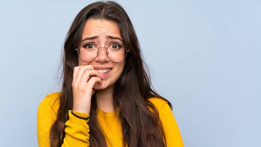 Que doivent payer les clients Caisse d'Epargne Bretagne-Pays de Loire lorsqu'ils quittent la France ?