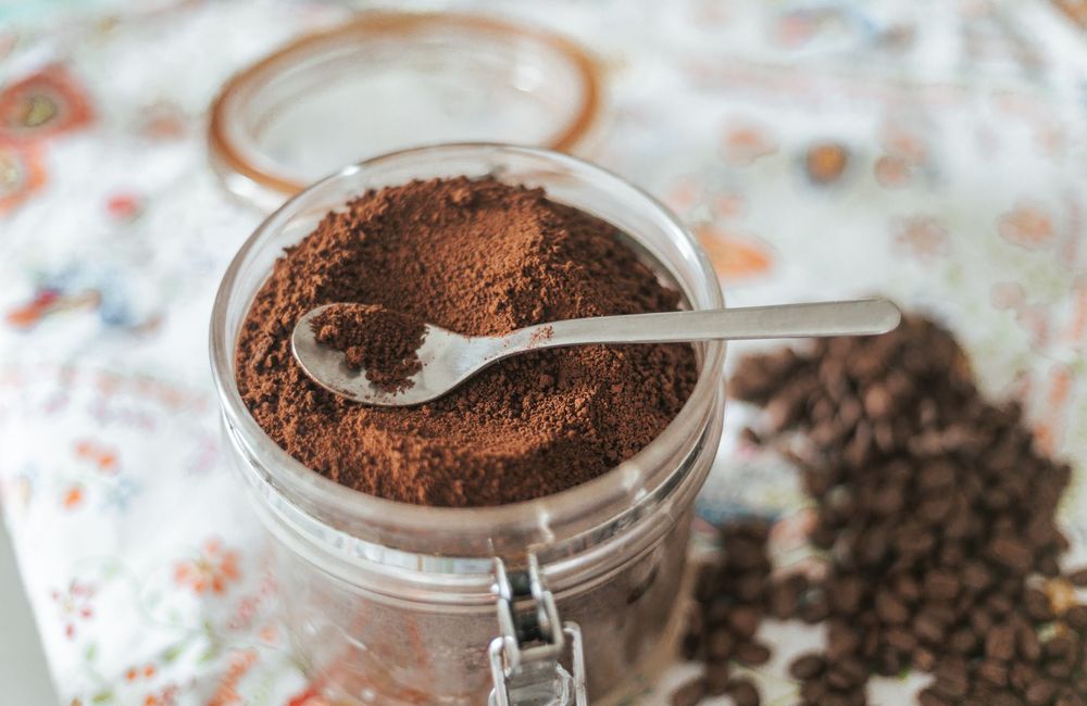 Marc de café : 2 recettes faciles et anti-gaspi pour le réutiliser en cuisine