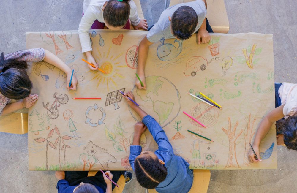 L'édito de ELLE : et si on remettait les enfants au coeur de la société ?