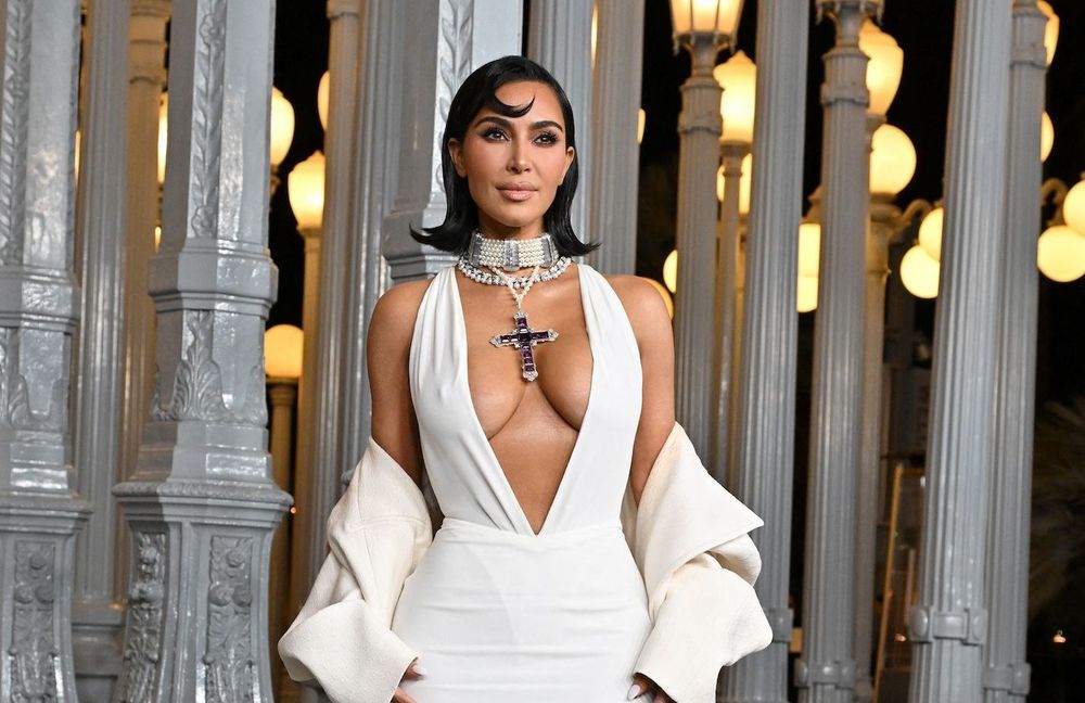 Kim Kardashian porte l'emblématique collier de la princesse Diana