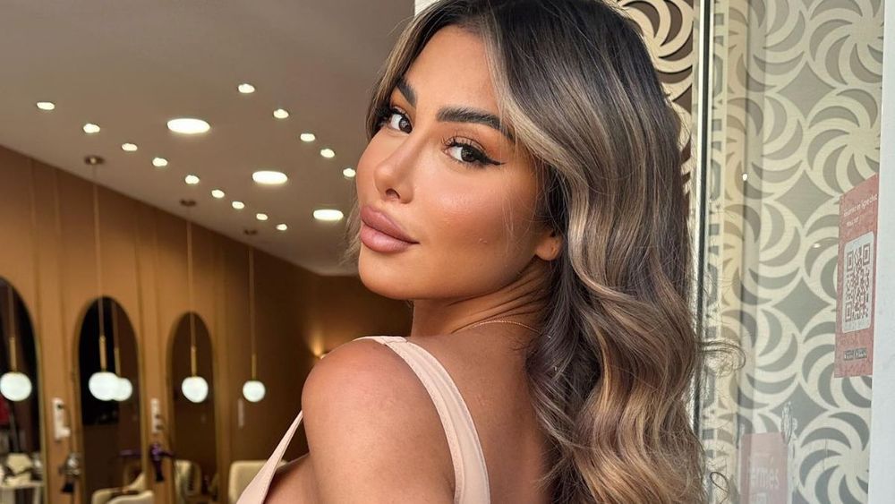 Maeva Ghennam : après la fuite d'une photo d'elle nue, elle prend de nouveau la parole