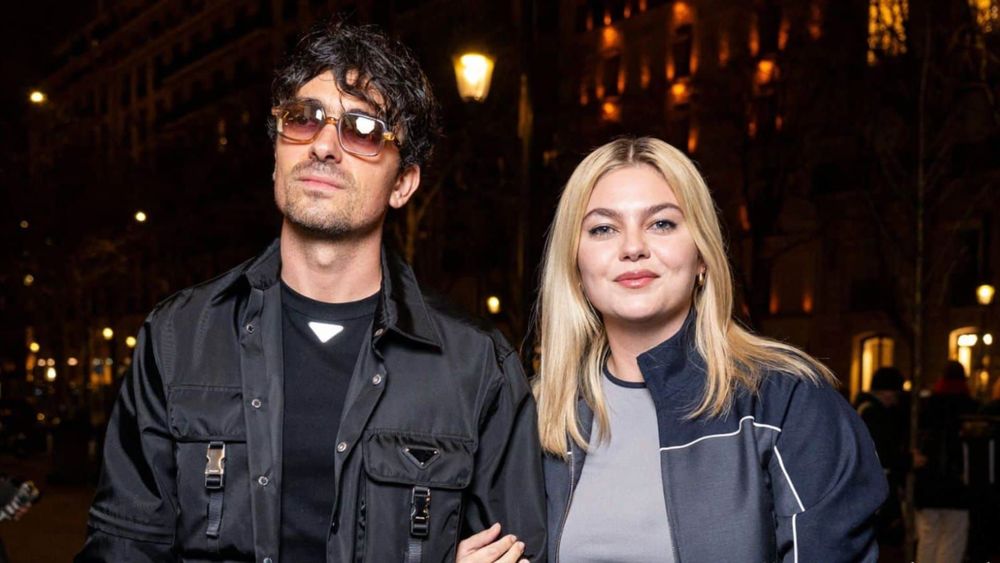 Louane : les premières photos de son mariage avec Florian Rossi enfin dévoilées, la chanteuse avait prévu quatre robes !