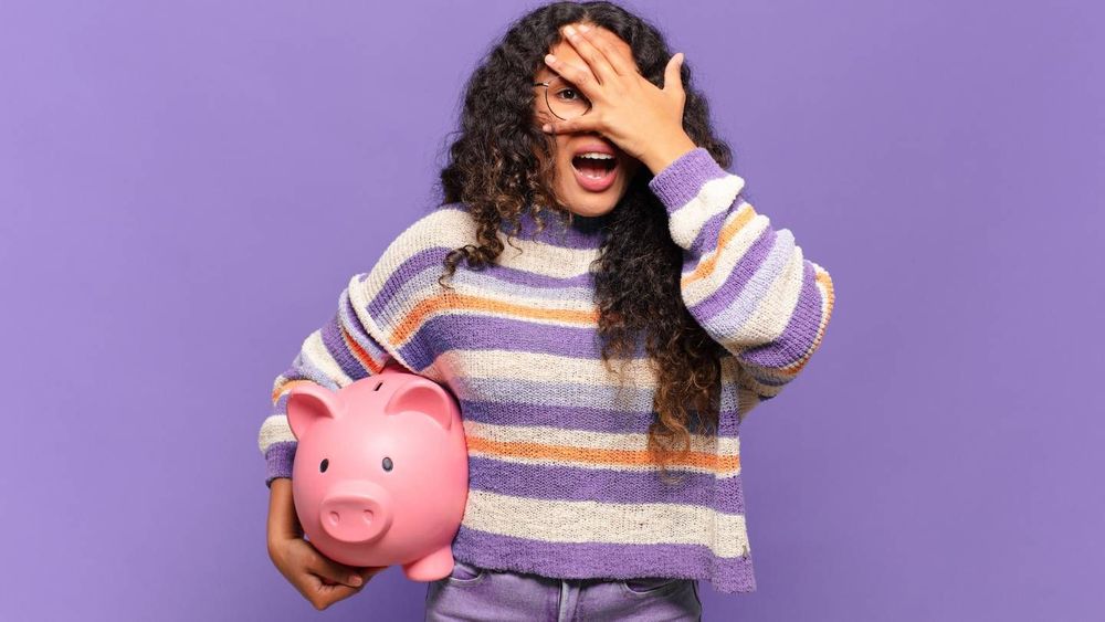 Gold Mastercard, facture EDF en baisse, billets d'avion... Ce qui change en février 2026 pour votre budget