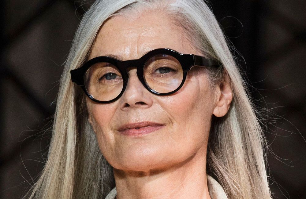 Maquillage anti-âge : voici comment lifter ses lèvres en un seul geste