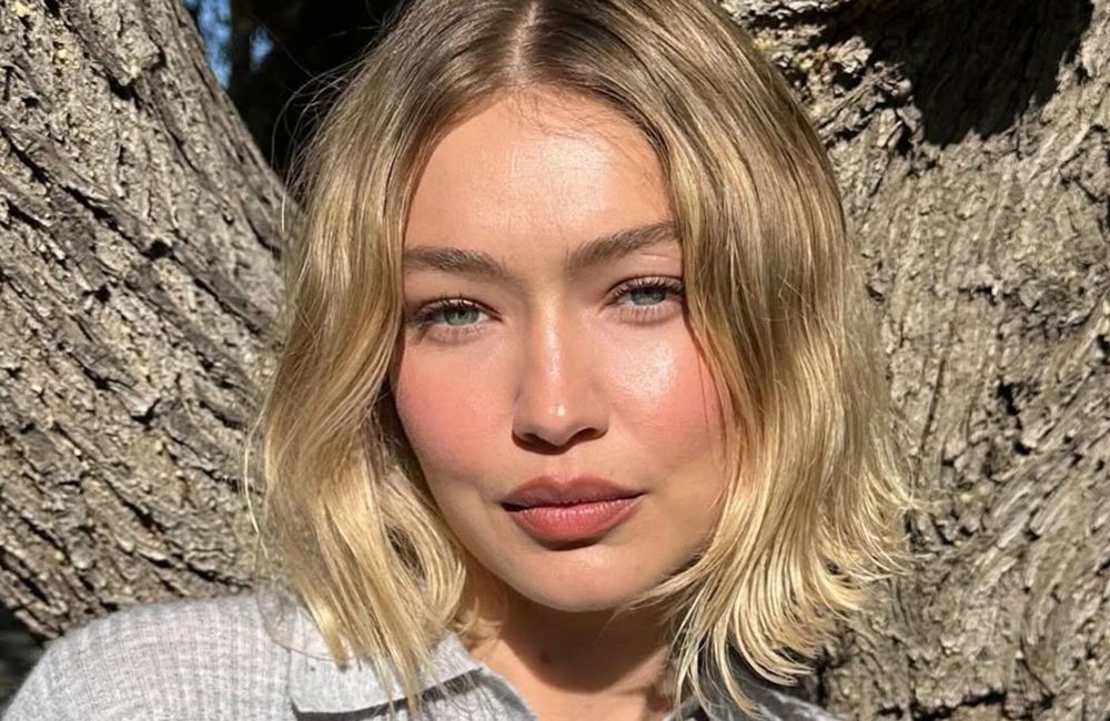 « Blush Stacking » : la nouvelle gestuelle des pros pour des pommettes sculptées