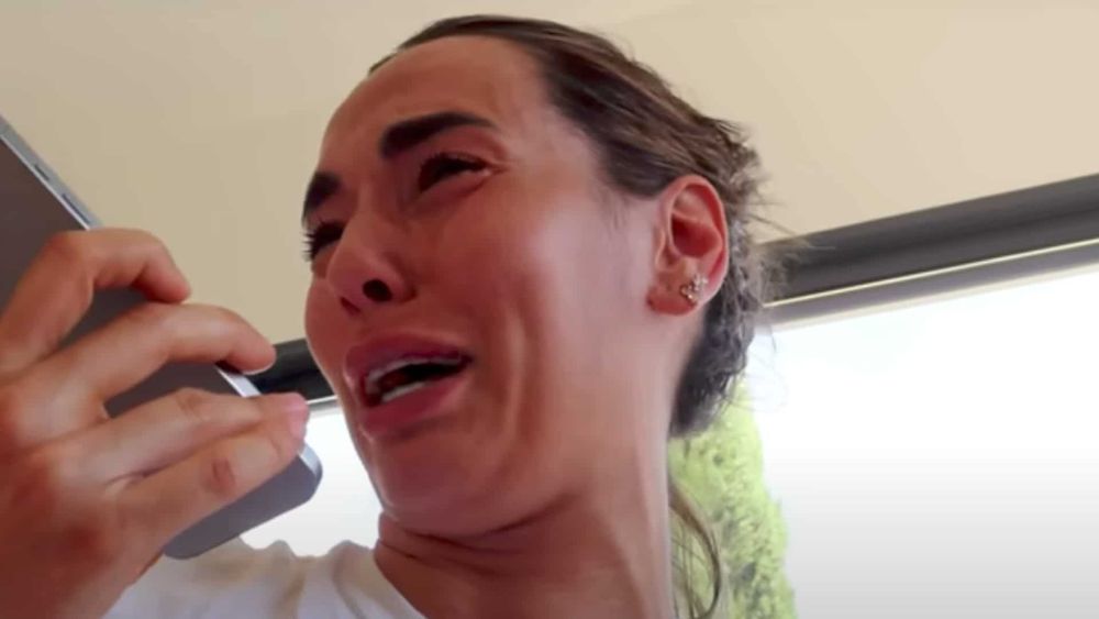"J'ai payé 4 500 €..." : surendettée à cause de sa marque de vêtements, Hilona Gos prend une décision radicale, regardez !