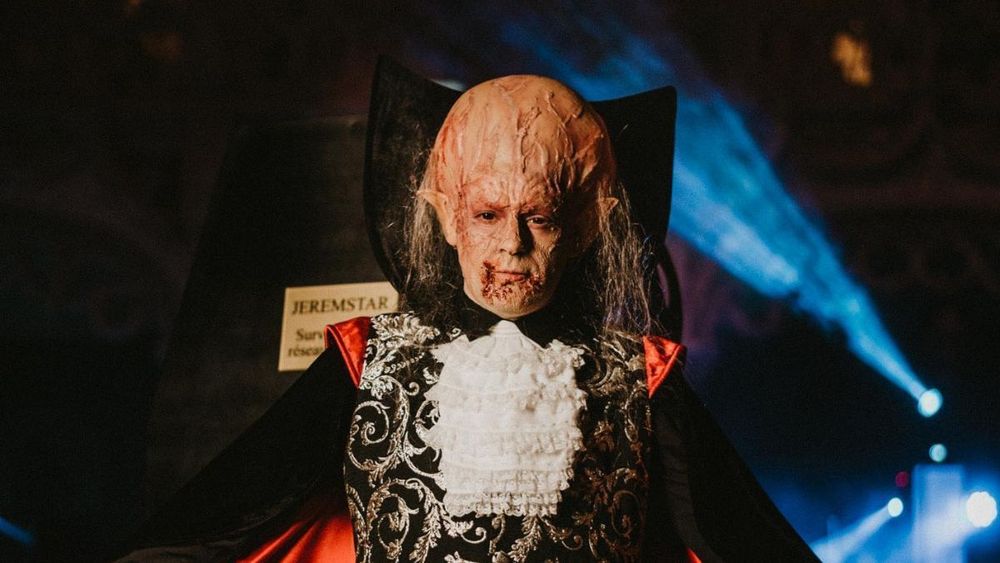 Jeremstar fait une crise d'angoisse pendant sa préparation pour Halloween
