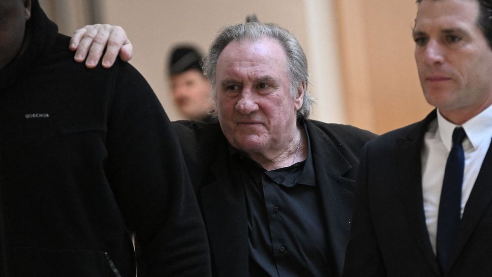 “Une volonté d’apaisement” : Gérard Depardieu jette l’éponge et renonce à poursuivre France Télévisions