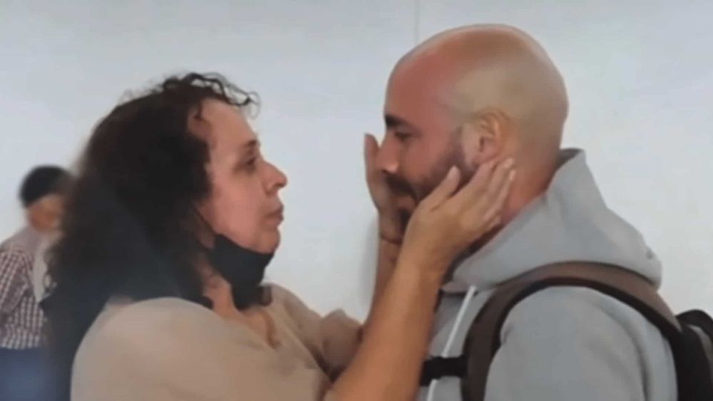 Mariés au premier regard : abandonné à la naissance, David retrouve sa mère juste avant le mariage !