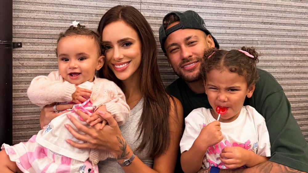 Neymar : bientôt papa pour la 5e fois, il va "devenir fou" en découvrant le sexe du bébé !