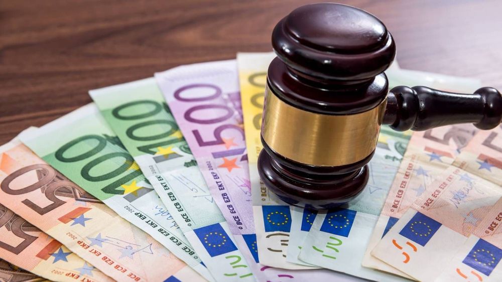 Succession : un fils a-t-il (trop) profité de ses parents pour toucher sa part d'héritage ?