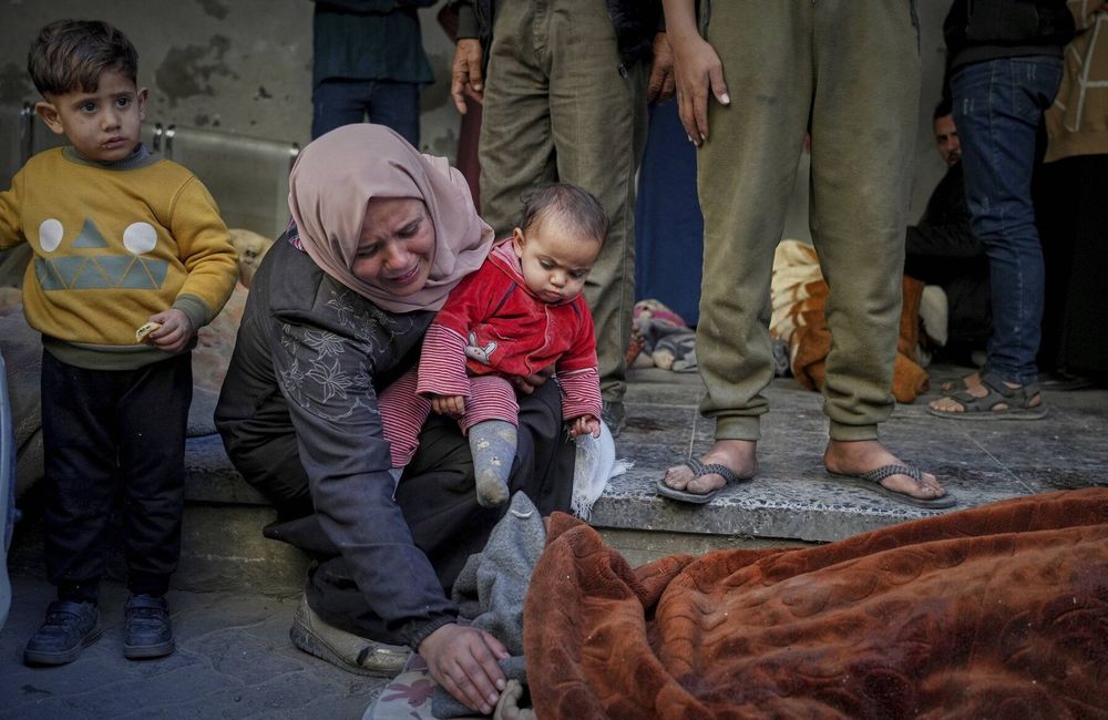 Gaza : une majorité d'enfants et de femmes victimes dans les bombardements de la nuit
