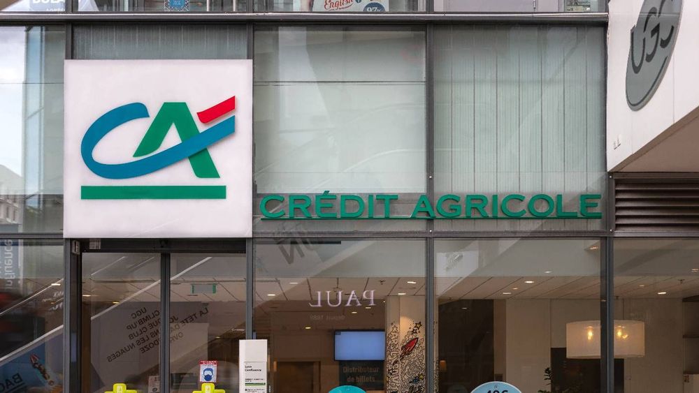 « Prêt Étudiant Sans Tes Parents » : l'offensive du Crédit Agricole pour fidéliser les jeunes