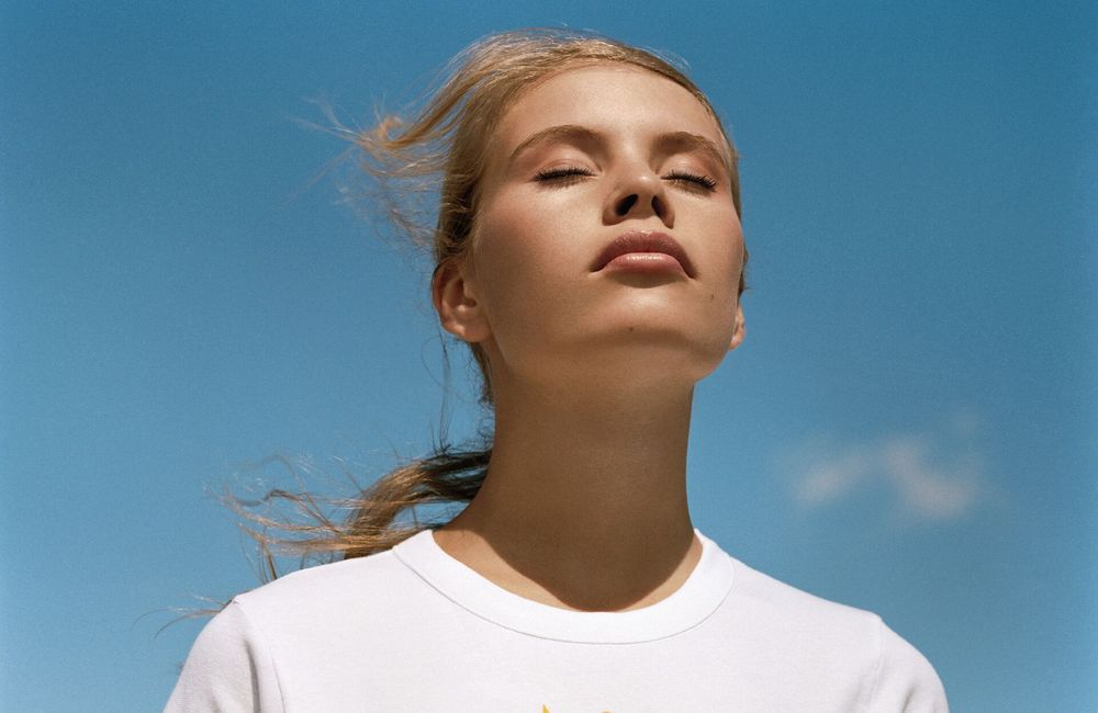 Peut-on effacer les dommages du soleil sur la peau ? La réponse d'un dermatologue
