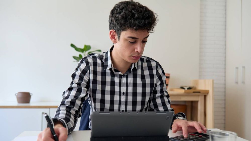 Impôts 2025 : « Dois-je réclamer une dispense de flat tax pour tous mes placements ? »