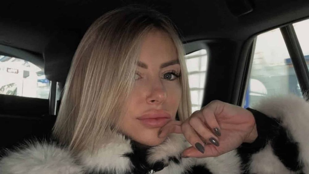 "Ça a été brutal" : Stéphanie Clerbois se confie à cœur ouvert sur sa fausse couche…