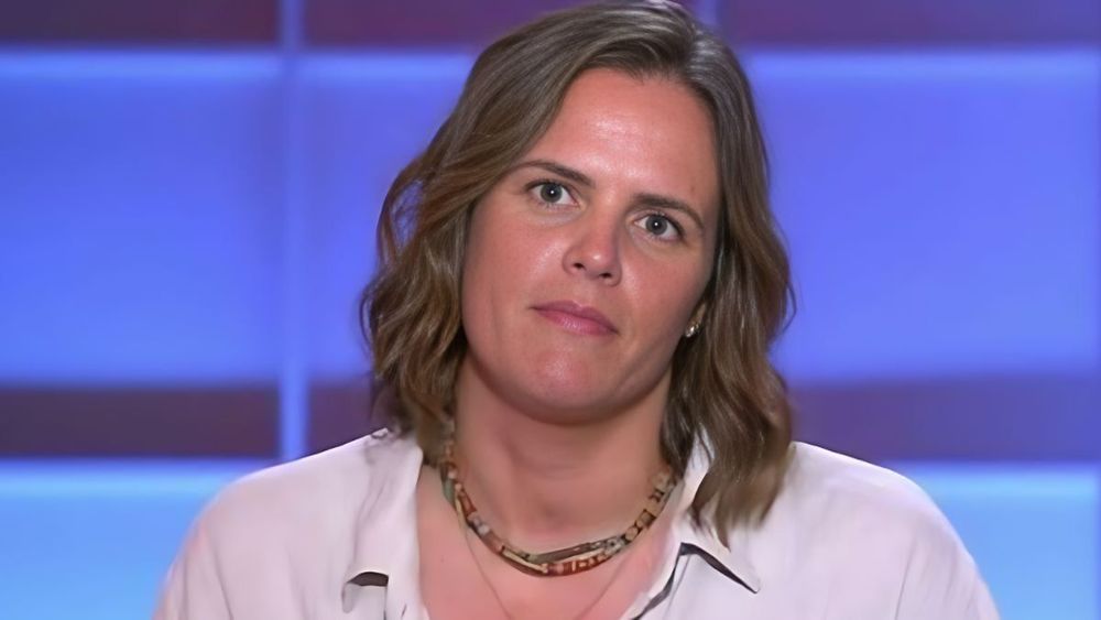 "Moi avec un autre entraîneur..." : Laure Manaudou donne son avis cash sur Philippe Lucas
