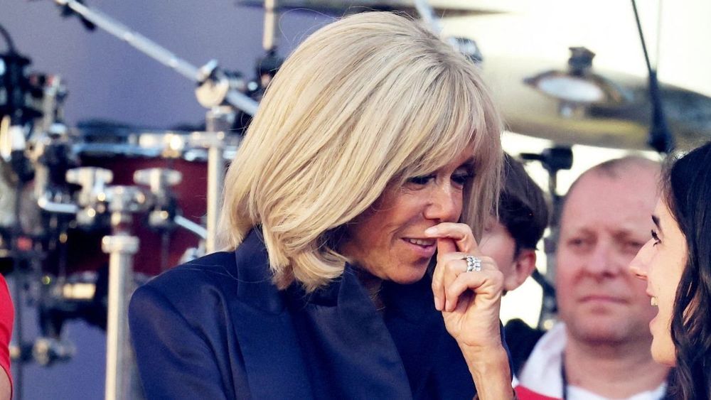 "Je suis née d’un papa et…", Tiphaine Auzière lâche "un scoop" ahurissant sur sa mère Brigitte Macron