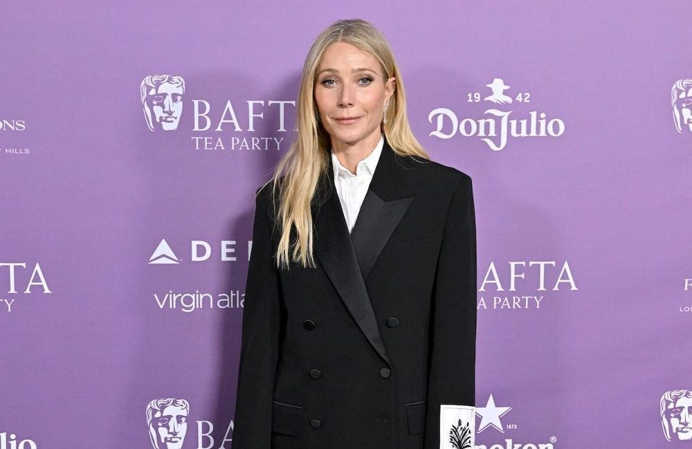 Gwyneth Paltrow adopte le pantalon froissé : signe-t-elle la nouvelle tendance mode de 2026 ?