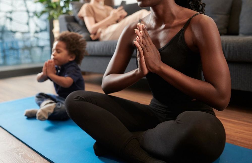 Sport et post-partum : quelles activités physiques à privilégier (ou à éviter) après une grossesse ?