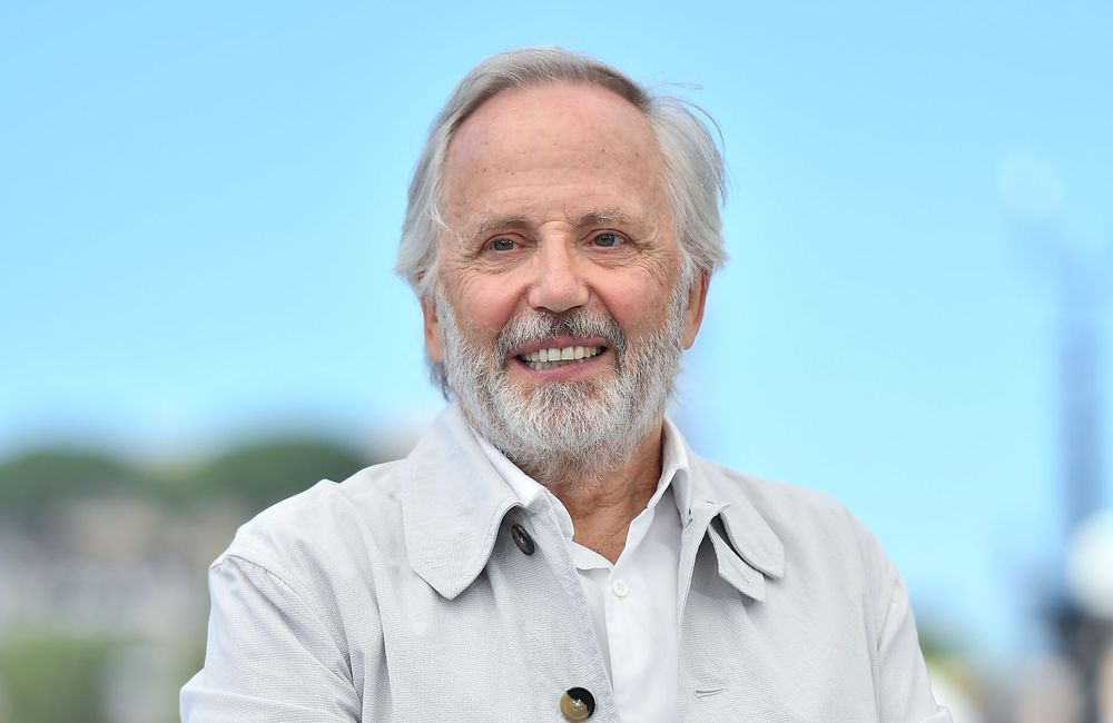 « Elle m’a soigné de ma phobie du couple » : les rares confidences de Fabrice Luchini sur sa compagne