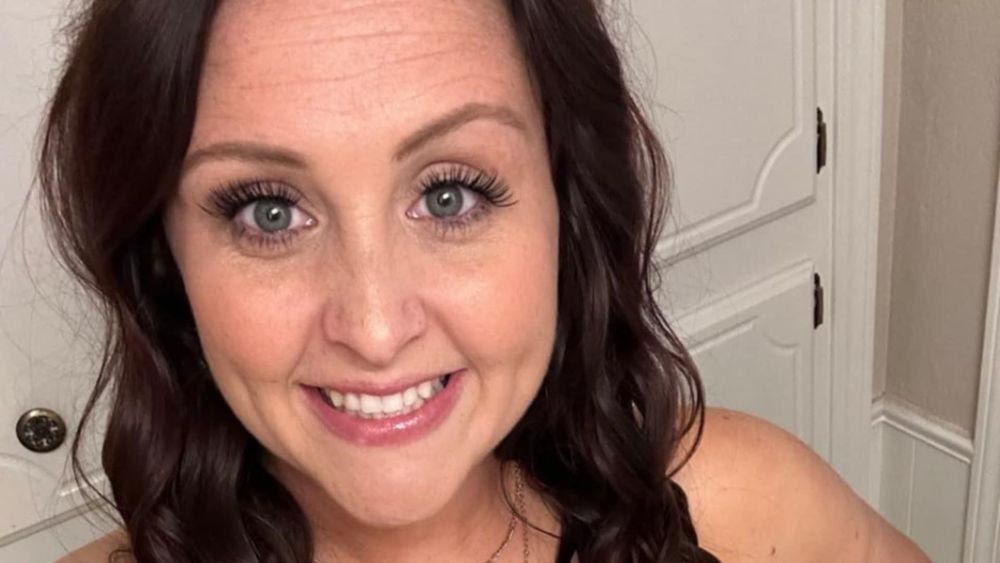 "Ça allait un peu mieux…" : deux ans après avoir bu un cocktail empoisonné, une femme meurt en raison de "complications"