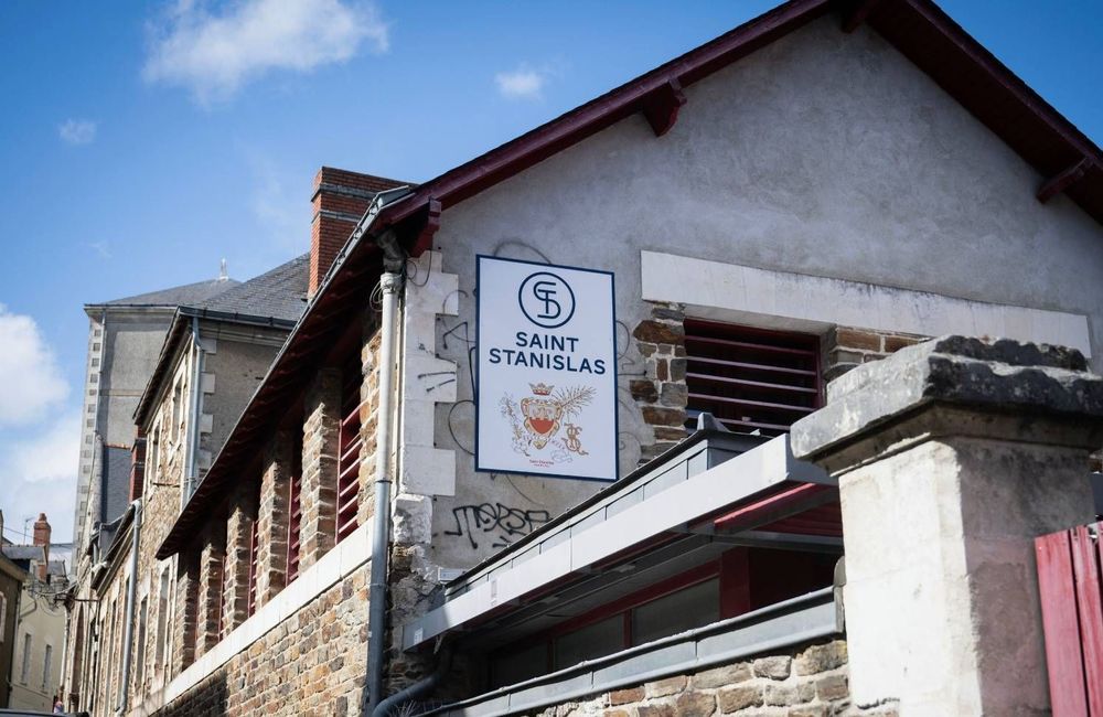 Enquête ouverte après le suicide d’un homme qui dénonçait des violences sexuelles dans un établissement catholique de Nantes