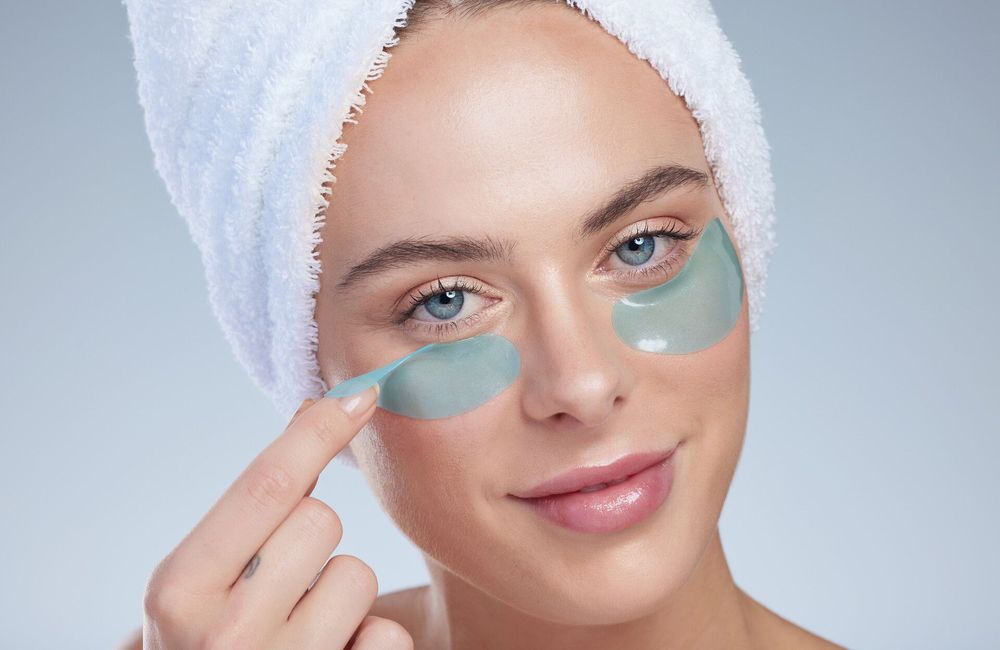 Ces patchs pour les yeux dégonflent instantanément les poches et éclaircissent les cernes