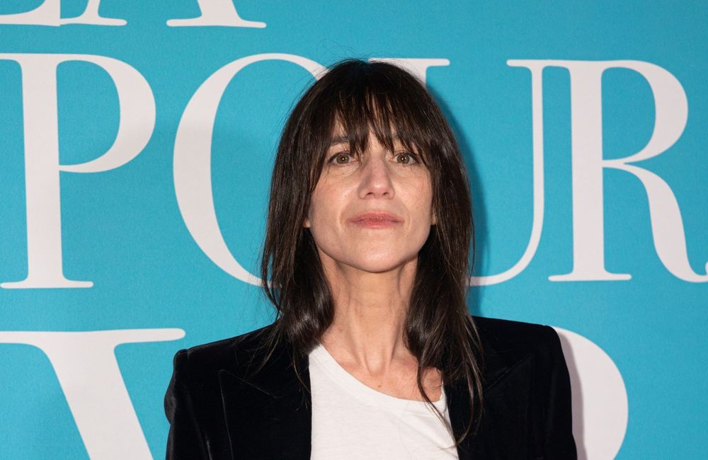 Charlotte Gainsbourg « pas très à l’aise » : elle refuse d’exposer sa famille pour une raison précise