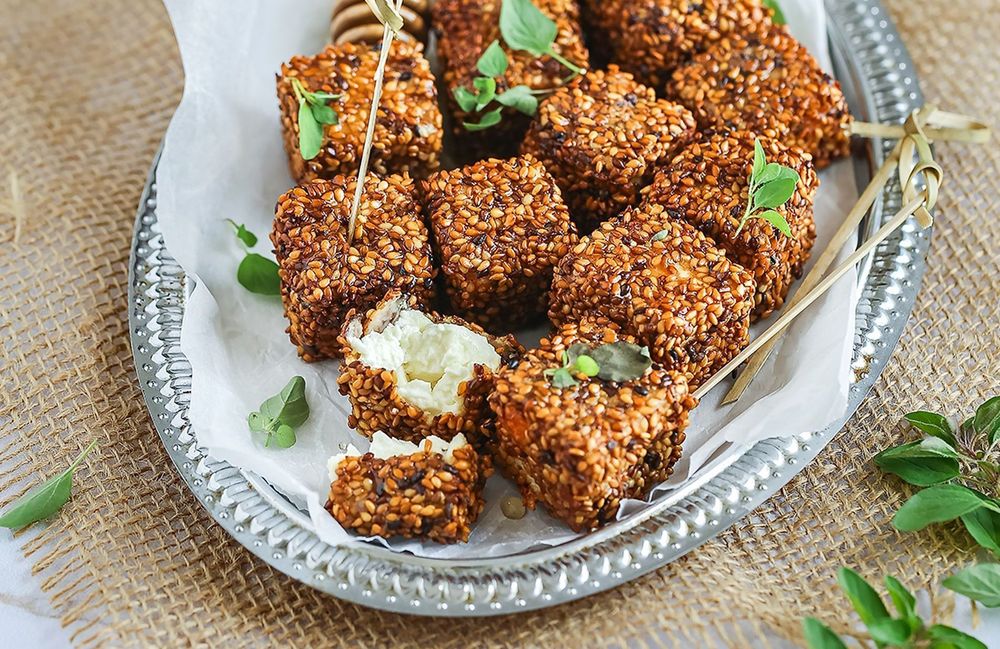 Je suis journaliste cuisine et voici mes 3 recettes préférées à la feta pour l’été