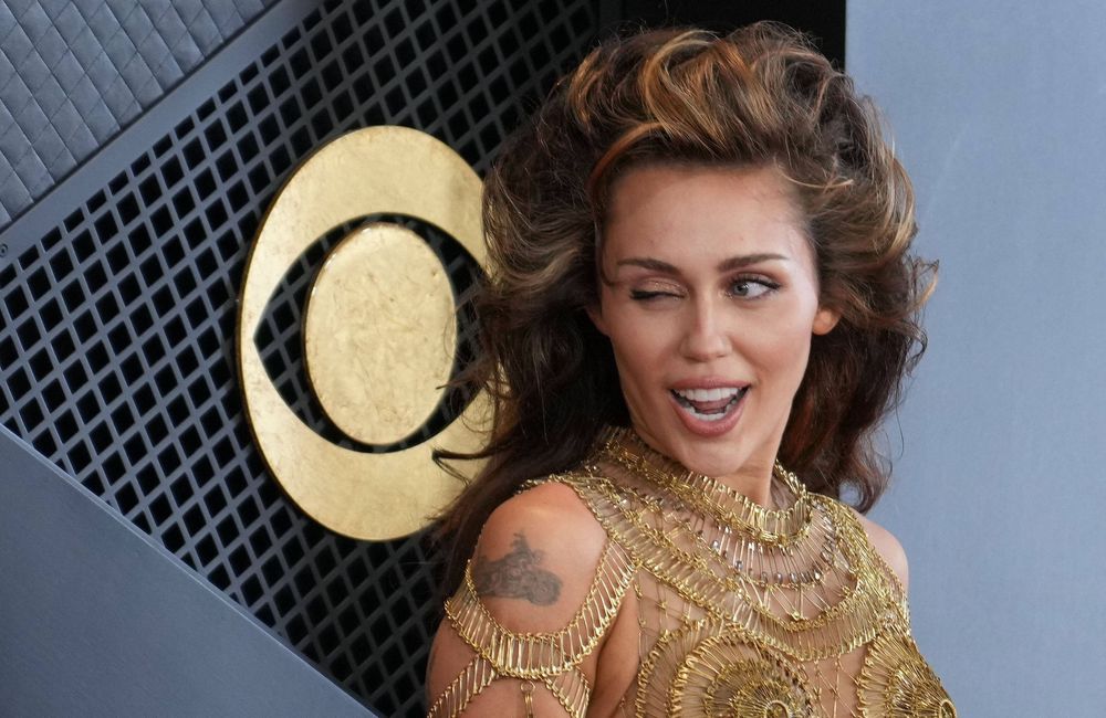 Miley Cyrus sacrée légende de Disney : retour sur une collaboration tumultueuse entre l’artiste et la firme