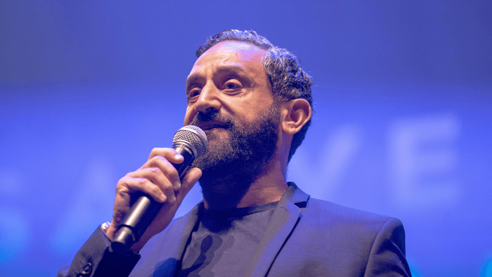 "C'est horrible, ça me dégoûte" : Cyril Hanouna voit rouge après le dérapage de son chroniqueur en pleine émission