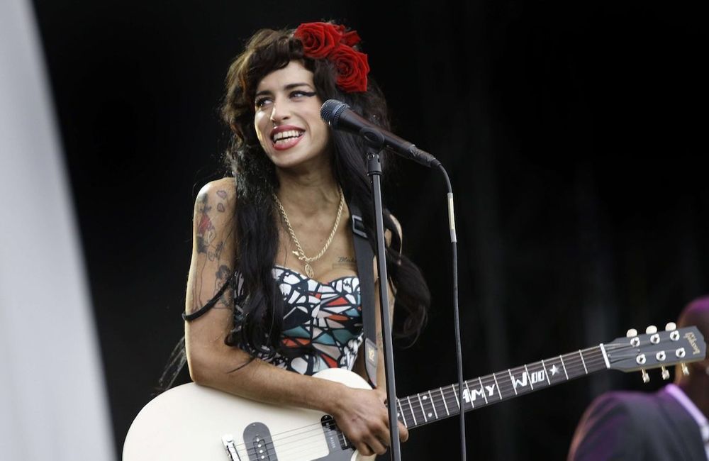 Amy Winehouse : son père Mitch attaque en justice deux de ses anciennes amies