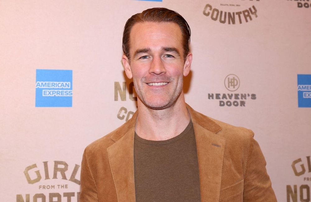 James Van Der Beek : sa veuve Kimberly lui rend hommage trois mois après sa disparition, « la réalité s'impose »