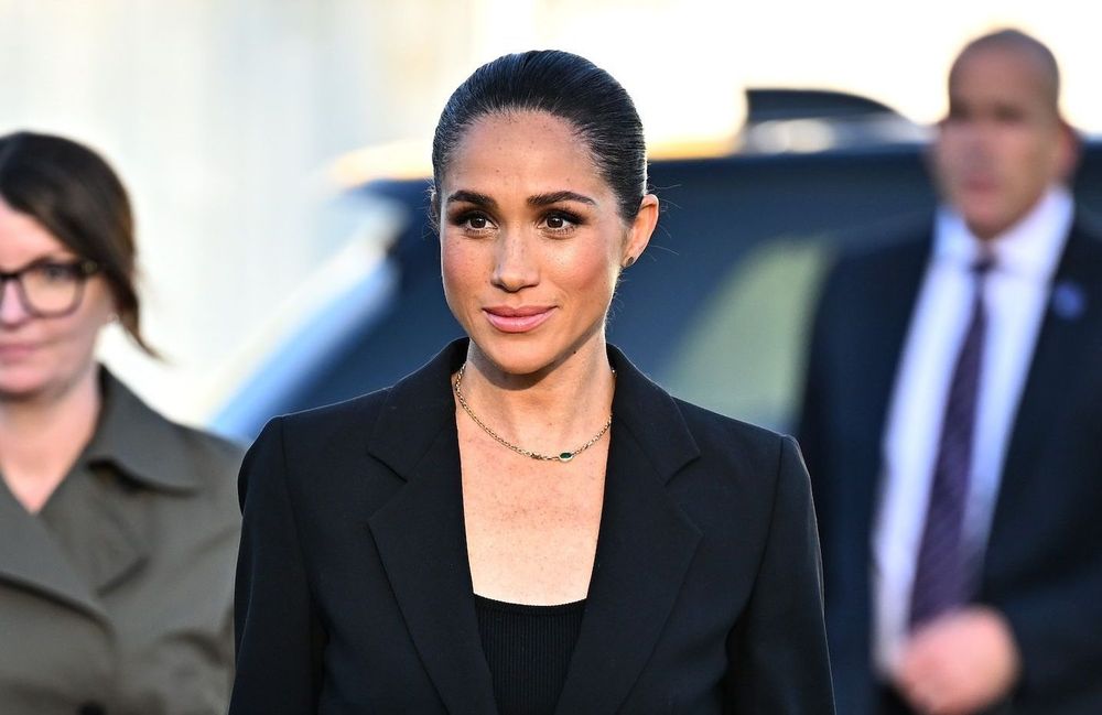 Meghan Markle dévoile une nouvelle photo en compagnie de sa fille Lilibet, sa « petite assistante »