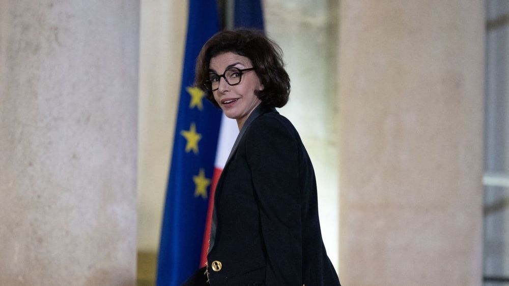 Rachida Dati émoustillée par un admirateur secret : "Il me parle comme...", son affriolant aveu