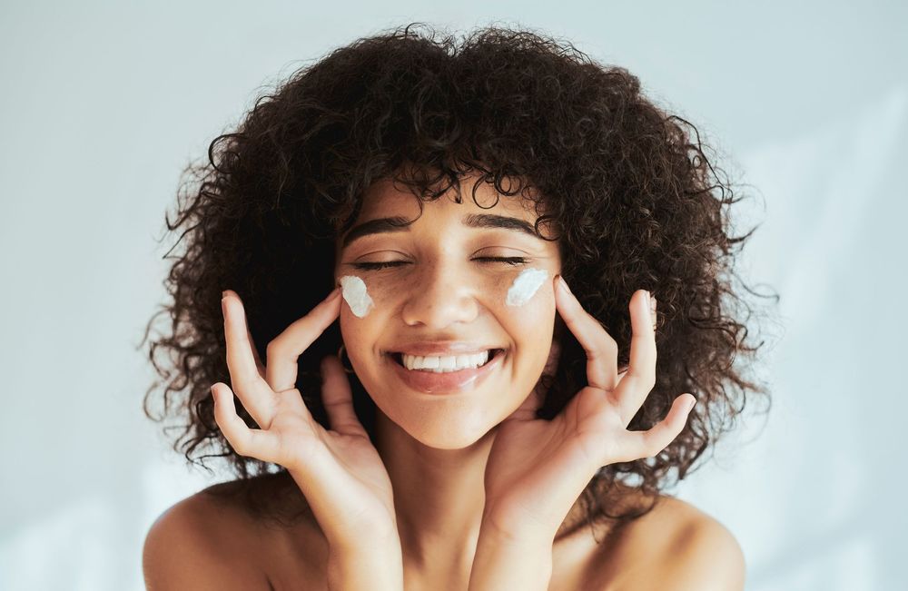 Peau assoiffée : 3 gestes pour la réhydrater rapidement