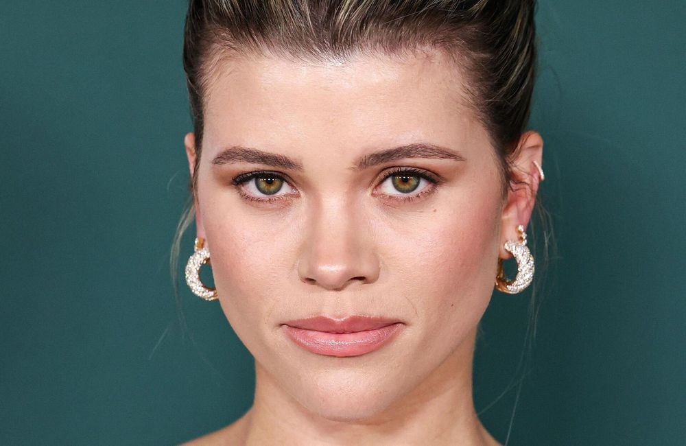 En vidéo, Sofia Richie dévoile sa routine make-up d’automne