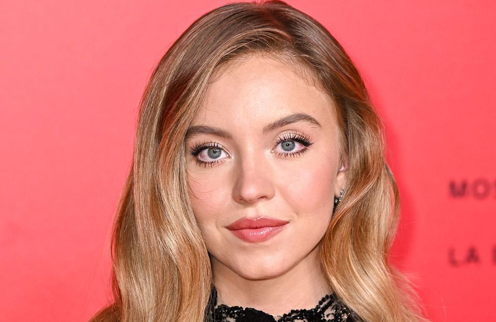 Méconnaissable, Sydney Sweeney change radicalement de style pour son prochain rôle