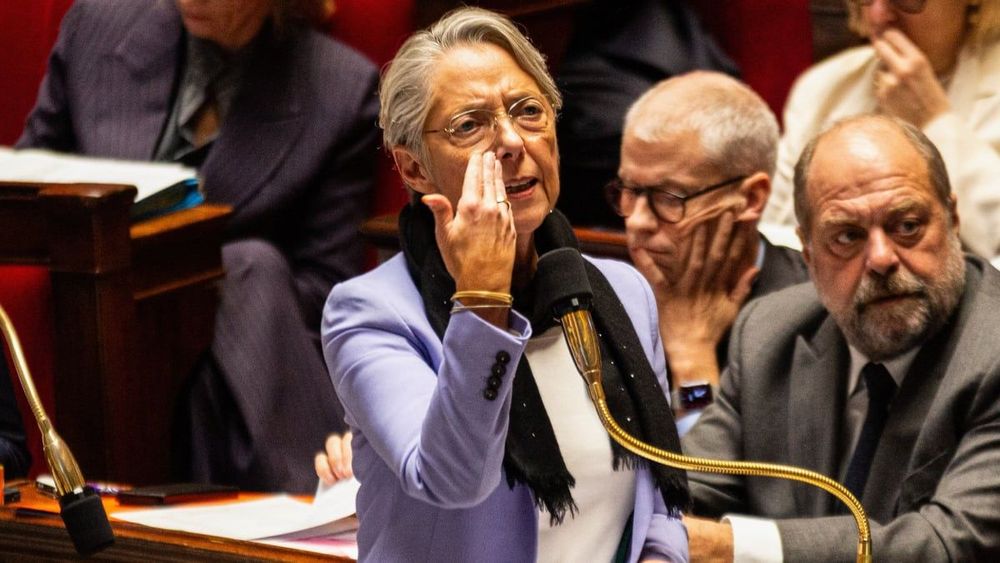 Elisabeth Borne rongée par les remords, son aveu inattendu : "Je devais m’en aller parce que…"