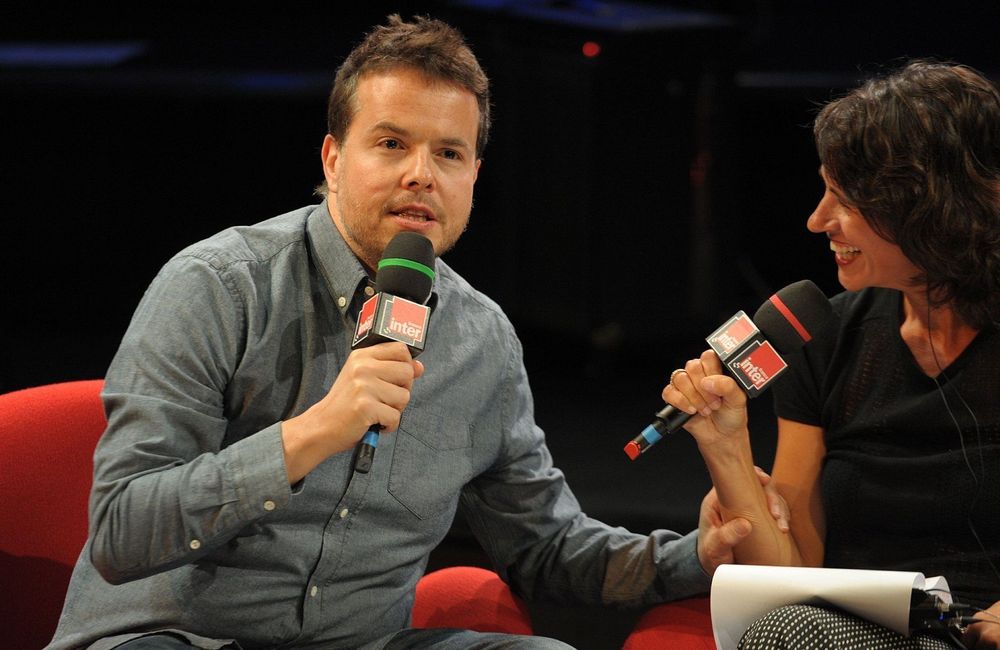 «Je ne veux plus le cacher » : Nicolas Demorand se confie sur sa bipolarité en direct sur France Inter