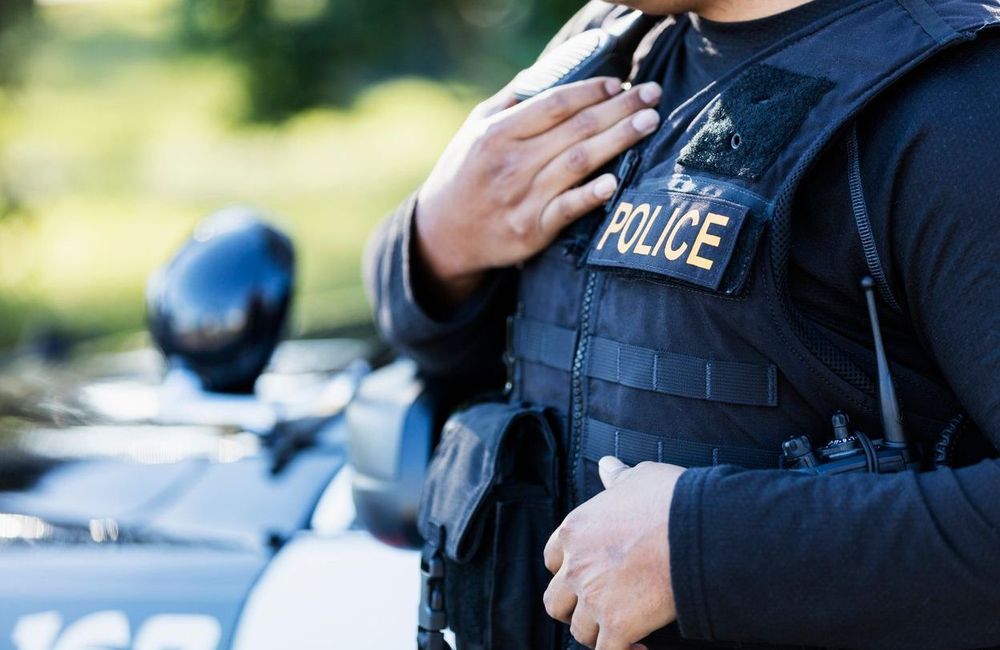 Le corps d’une Américaine de 82 ans retrouvé découpé et enterré, son jardinier suspecté