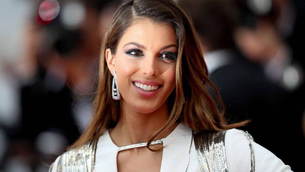 Iris Mittenaere : elle échappe à une catastrophe meurtrière à l’autre bout du monde